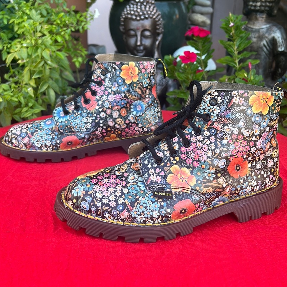 🏴 RARE 70’s / 80’s MIE Dr. Martens 6 Eye Colorful Floral Boots UK 4 - Picture 14 of 17